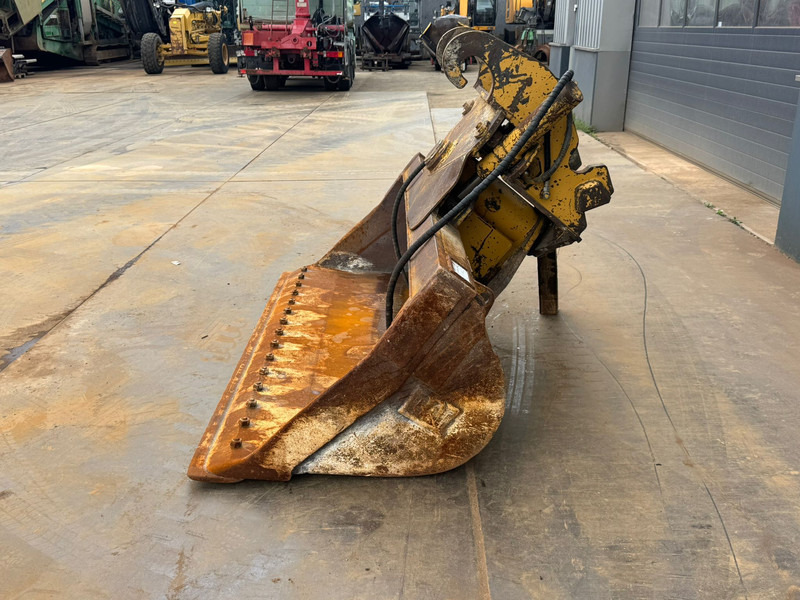 Verachtert NGT-5-35-240 CW45S Tilting Bucket - Bucket: picture 4 Verachtert NGT-5-35-240 CW45S Tilting Bucket - Bucket: picture 4