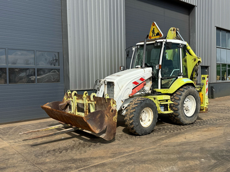 Volvo BL71 backhoe loader - Backhoe loader: picture 2 Volvo BL71 backhoe loader - Backhoe loader: picture 2