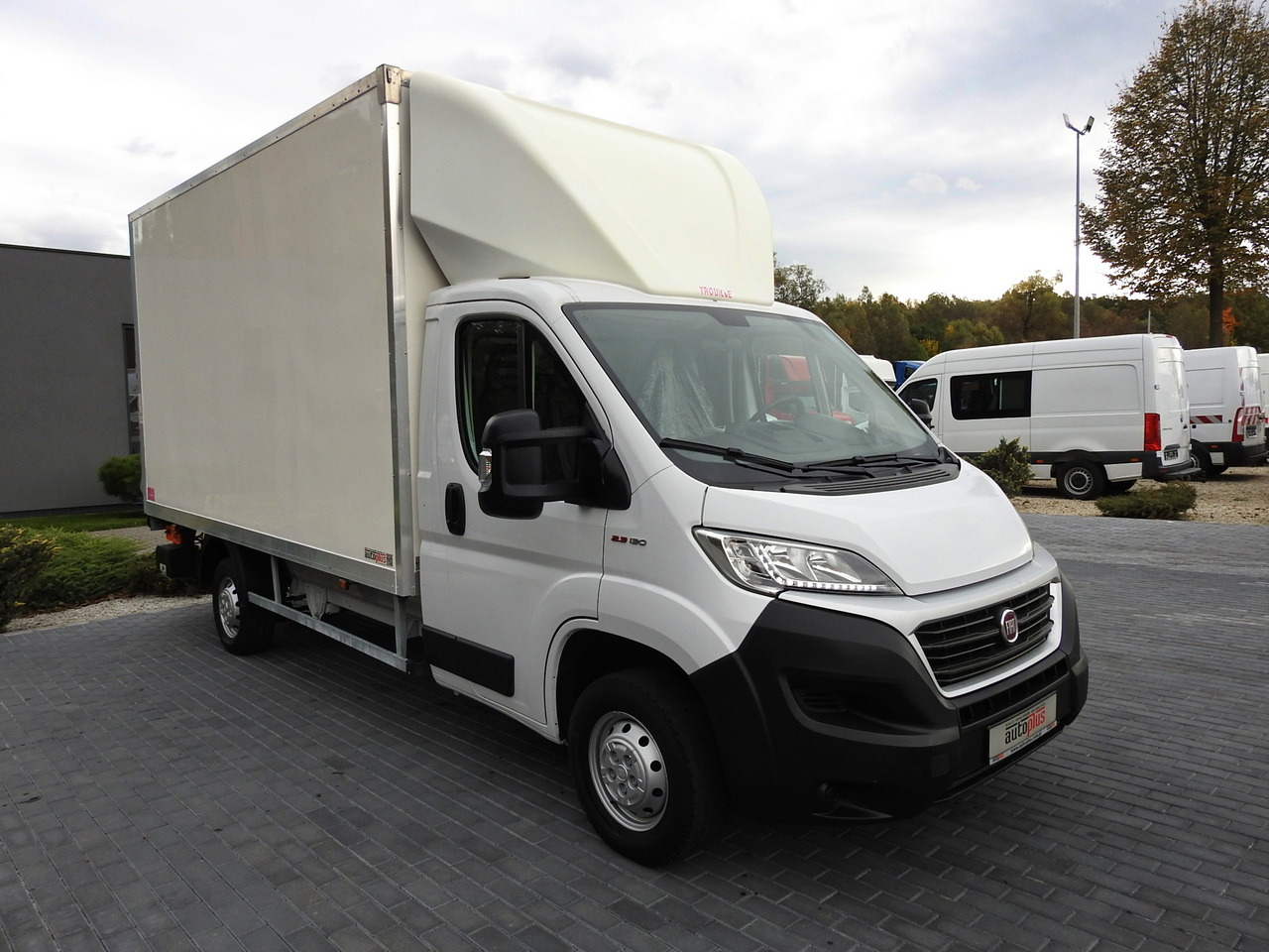 FIAT DUCATO BOX LIFT 8 PALLETS CRUISE CONTROL NAVIGATION AIR CONDITIONING LED LIGHTS 130HP - Refrigerated van: picture 4 FIAT DUCATO BOX LIFT 8 PALLETS CRUISE CONTROL NAVIGATION AIR CONDITIONING LED LIGHTS 130HP - Refrigerated van: picture 4