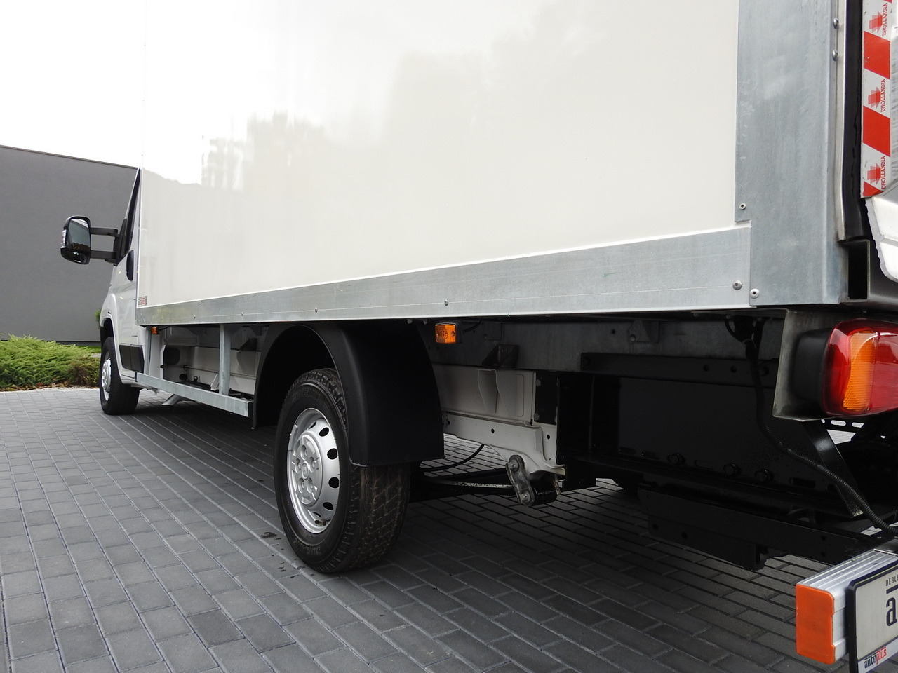 Box van FIAT DUCATO BOX LIFT 8 PALLETS CRUISE CONTROL NAVIGATION AIR CONDITIONING LED LIGHTS  130HP: picture 16