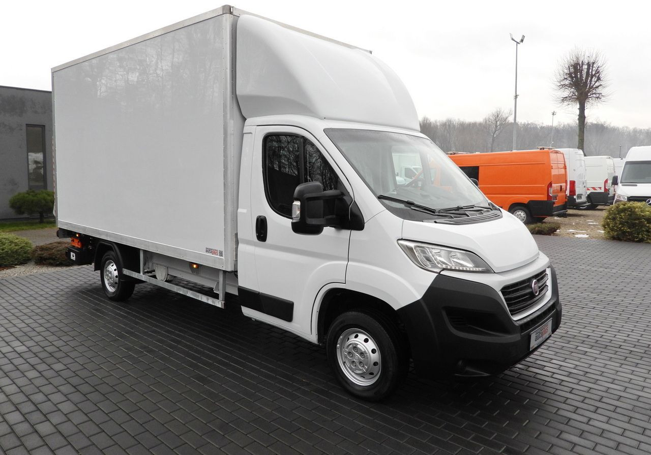 FIAT DUCATO BOX LIFT 8 PALLETS CRUISE CONTROL NAVIGATION LED LIGHTS AIR CONDITIONING 130HP - Box van: picture 4 FIAT DUCATO BOX LIFT 8 PALLETS CRUISE CONTROL NAVIGATION LED LIGHTS AIR CONDITIONING 130HP - Box van: picture 4