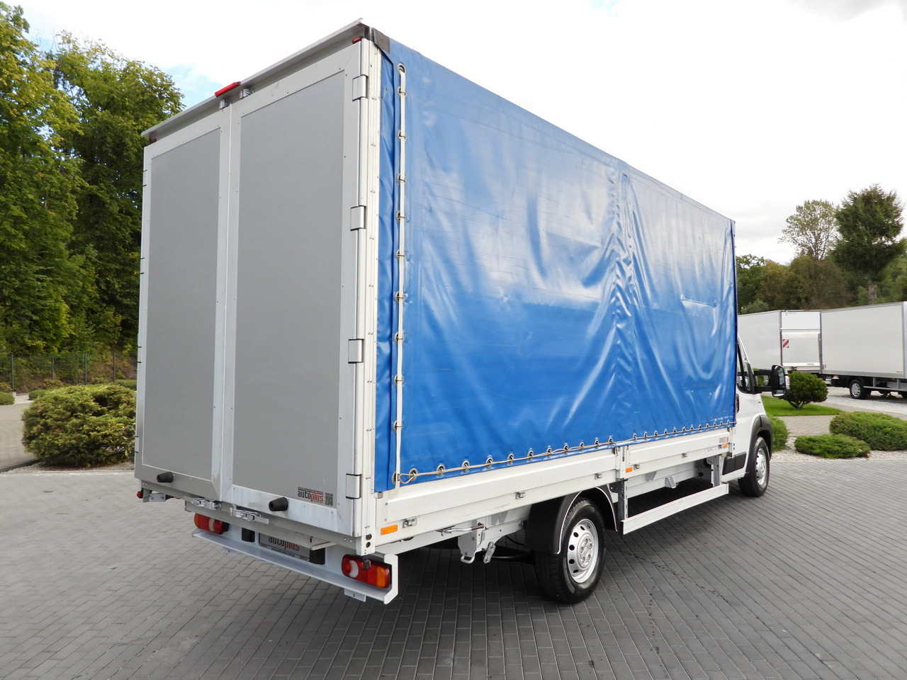 FIAT DUCATO TARPAULIN 10 PALLETS CRUISE CONTROL LED LIGHTS AIR CONDITIONING 180HP - Curtain side van: picture 3 FIAT DUCATO TARPAULIN 10 PALLETS CRUISE CONTROL LED LIGHTS AIR CONDITIONING 180HP - Curtain side van: picture 3