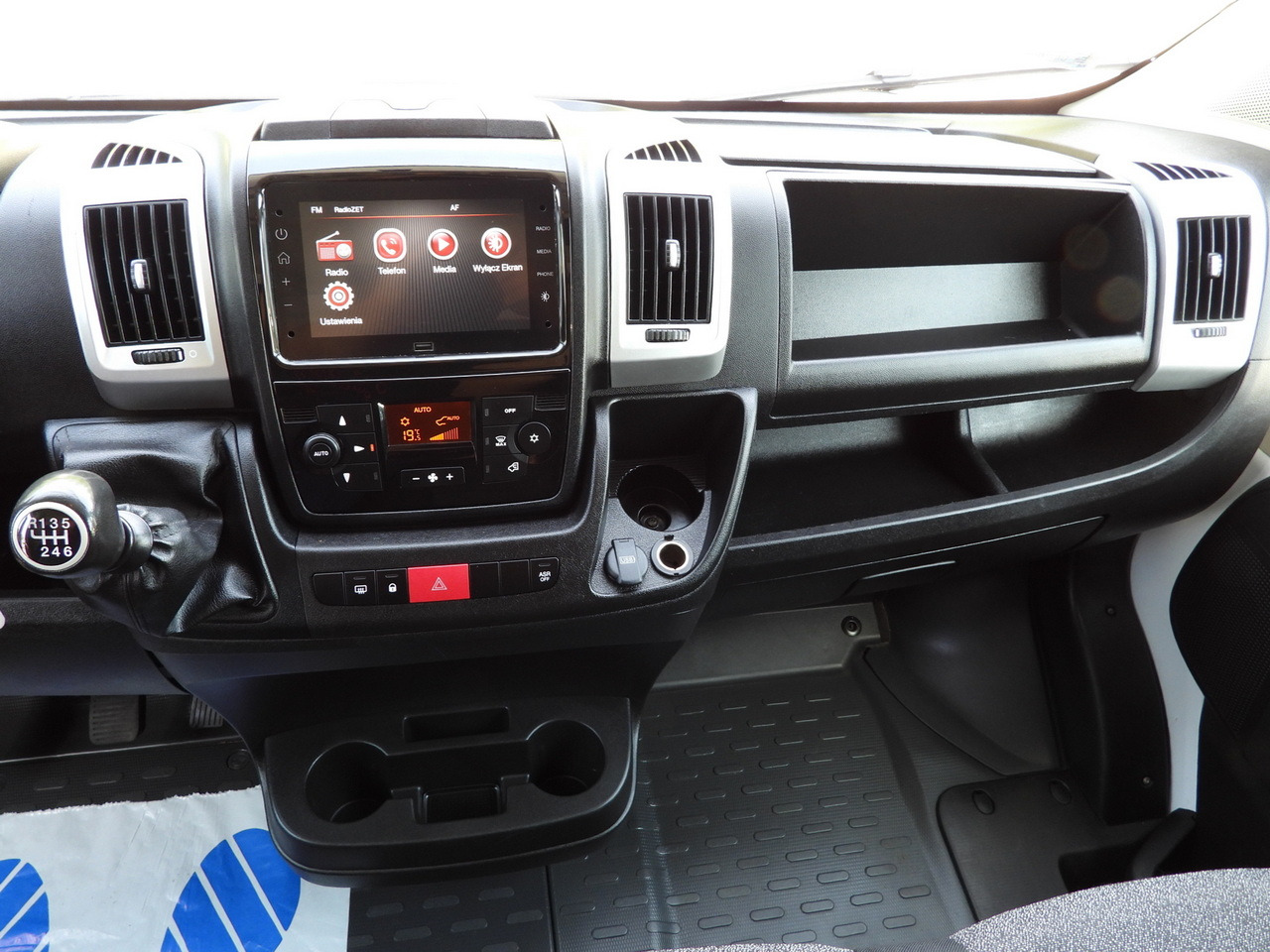 FIAT DUCATO TARPAULIN 10 PALLETS WEBASTO CRUISE CONTROL AIR CONDITIONING LED LIGHTS PNEUMATICS  160HP leasing FIAT DUCATO TARPAULIN 10 PALLETS WEBASTO CRUISE CONTROL AIR CONDITIONING LED LIGHTS PNEUMATICS  160HP: picture 38