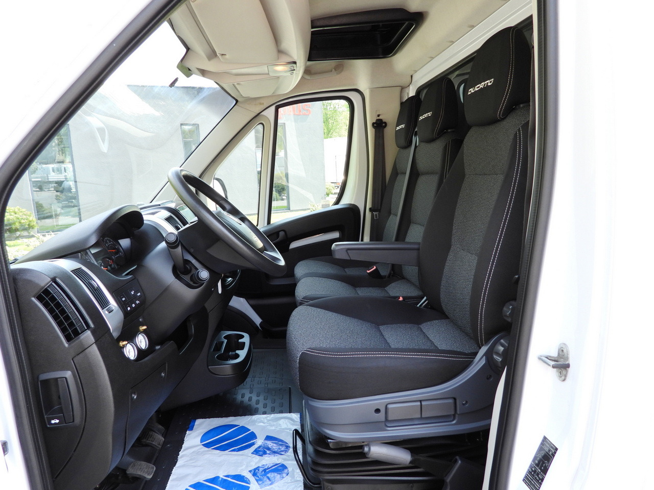 FIAT DUCATO TARPAULIN 10 PALLETS WEBASTO CRUISE CONTROL AIR CONDITIONING LED LIGHTS PNEUMATICS  160HP leasing FIAT DUCATO TARPAULIN 10 PALLETS WEBASTO CRUISE CONTROL AIR CONDITIONING LED LIGHTS PNEUMATICS  160HP: picture 30