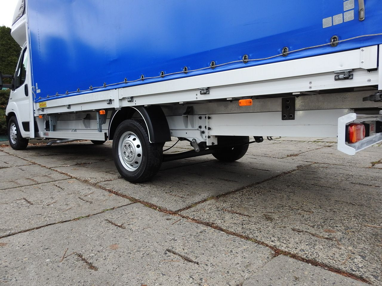 Curtain side van FIAT DUCATO TARPAULIN 10 PALLETS WEBASTO CRUISE CONTROL NAVIGATION AIR CONDITIONING 180HP: picture 16 Curtain side van FIAT DUCATO TARPAULIN 10 PALLETS WEBASTO CRUISE CONTROL NAVIGATION AIR CONDITIONING 180HP: picture 16