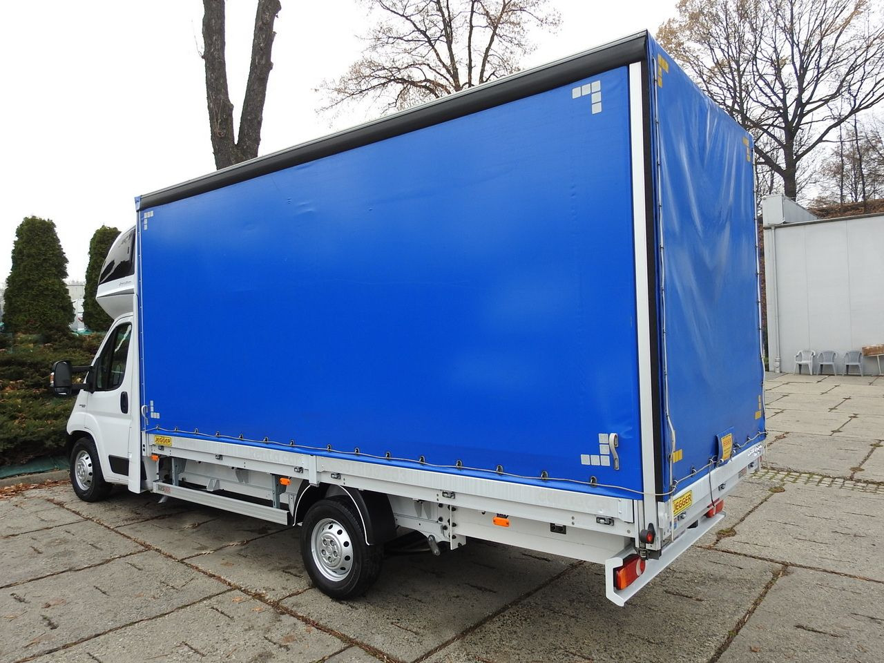 Curtain side van FIAT DUCATO TARPAULIN 10 PALLETS WEBASTO CRUISE CONTROL NAVIGATION AIR CONDITIONING 180HP: picture 10 Curtain side van FIAT DUCATO TARPAULIN 10 PALLETS WEBASTO CRUISE CONTROL NAVIGATION AIR CONDITIONING 180HP: picture 10