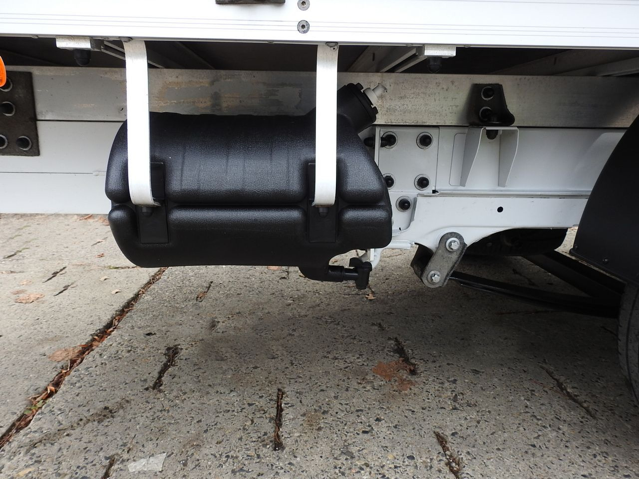 Curtain side van FIAT DUCATO TARPAULIN 10 PALLETS WEBASTO CRUISE CONTROL NAVIGATION AIR CONDITIONING 180HP: picture 22 Curtain side van FIAT DUCATO TARPAULIN 10 PALLETS WEBASTO CRUISE CONTROL NAVIGATION AIR CONDITIONING 180HP: picture 22