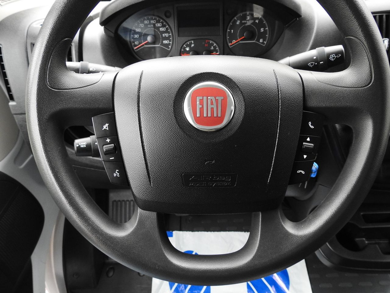 Curtain side van FIAT DUCATO TARPAULIN 10 PALLETS WEBASTO CRUISE CONTROL NAVIGATION AIR CONDITIONING 180HP: picture 30 Curtain side van FIAT DUCATO TARPAULIN 10 PALLETS WEBASTO CRUISE CONTROL NAVIGATION AIR CONDITIONING 180HP: picture 30