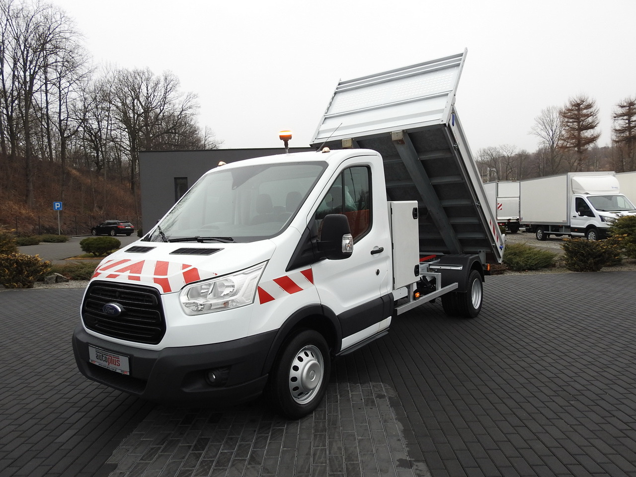 Tipper van FORD TRANSIT TIPPER CRUISE CONTROL AIR CONDITIONING TWIN WHEELS  170HP: picture 22