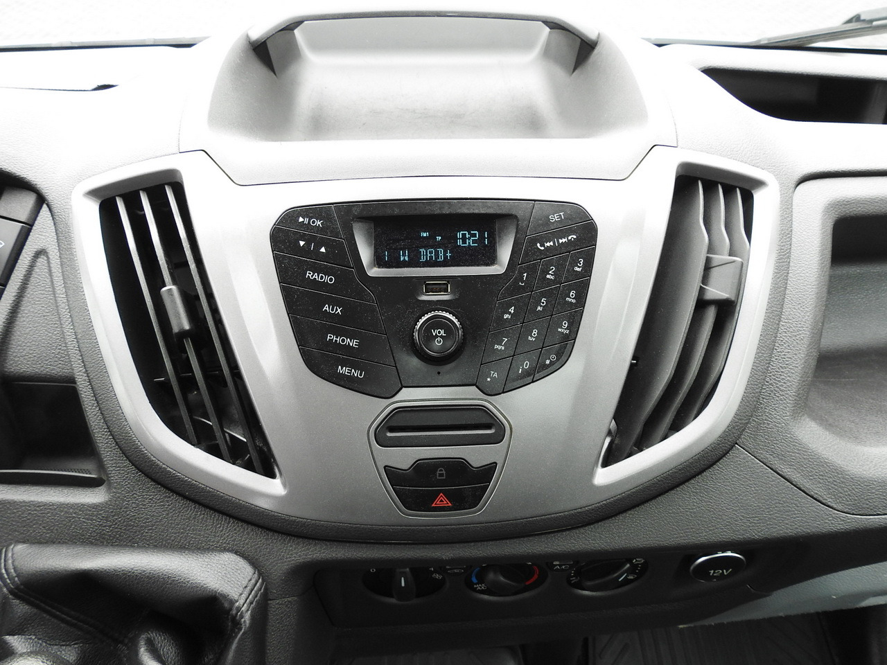 Tipper van FORD TRANSIT TIPPER CRUISE CONTROL AIR CONDITIONING TWIN WHEELS  170HP: picture 33