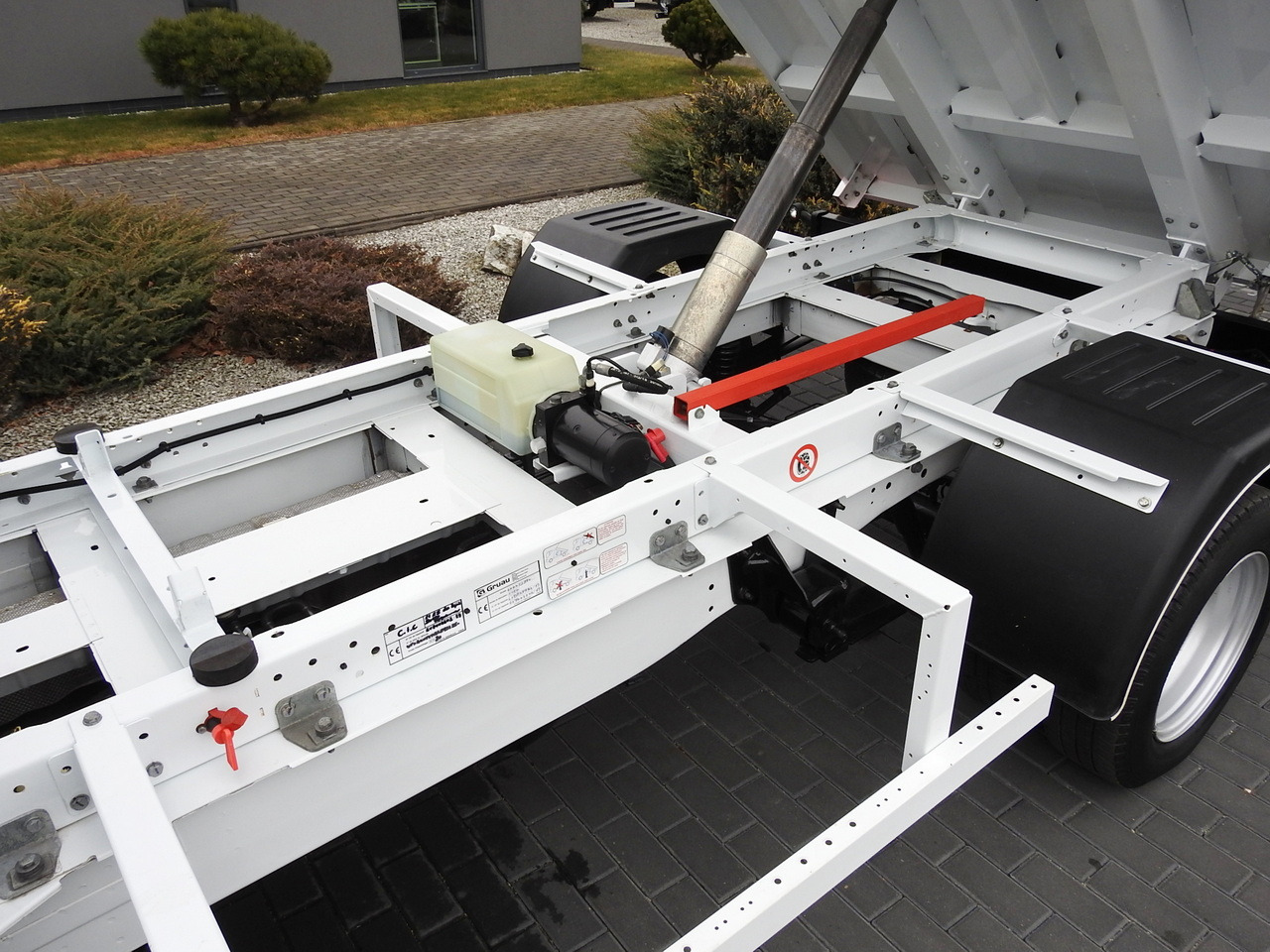 FORD TRANSIT TIPPER LED LIGHTS TWIN WHEELS AIR CONDITIONING  130HP leasing FORD TRANSIT TIPPER LED LIGHTS TWIN WHEELS AIR CONDITIONING  130HP: picture 23