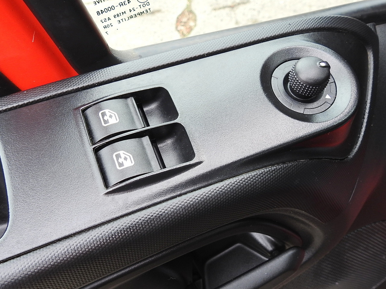 IVECO DAILY 35C13 TIPPER CRUISE CONTROL AIR CONDITIONING TWIN WHEELS  130HP leasing IVECO DAILY 35C13 TIPPER CRUISE CONTROL AIR CONDITIONING TWIN WHEELS  130HP: picture 29