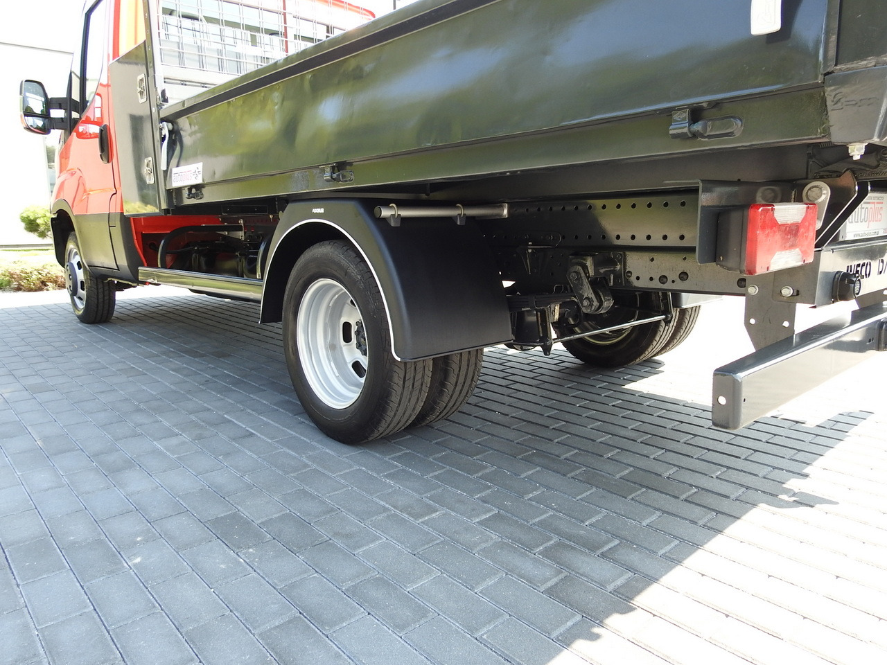 IVECO DAILY 35C13 TIPPER CRUISE CONTROL AIR CONDITIONING TWIN WHEELS  130HP leasing IVECO DAILY 35C13 TIPPER CRUISE CONTROL AIR CONDITIONING TWIN WHEELS  130HP: picture 15