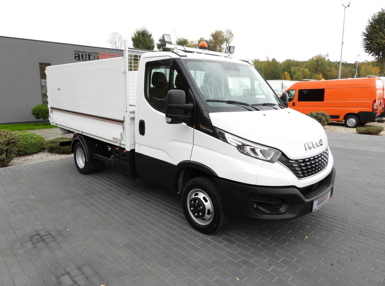IVECO DAILY 35C21 TIPPER CRUISE CONTROL NAVIGATION LED LIGHTS AUTOMATIC TRANSMISSION TWIN WHEELS AIR CONDITIONING 210HP - Tipper van: picture 4 IVECO DAILY 35C21 TIPPER CRUISE CONTROL NAVIGATION LED LIGHTS AUTOMATIC TRANSMISSION TWIN WHEELS AIR CONDITIONING 210HP - Tipper van: picture 4
