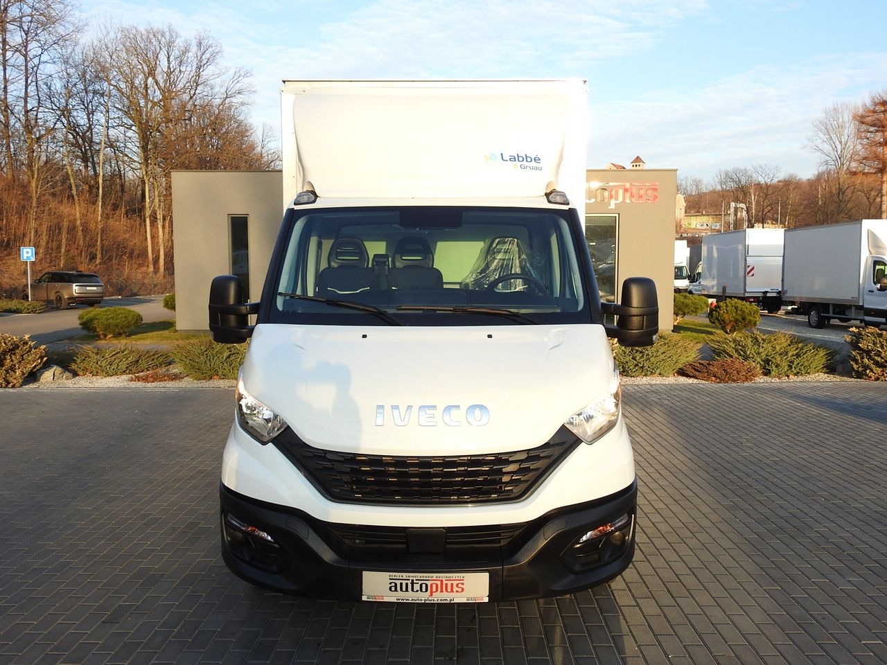 IVECO DAILY 35S16 BOX LIFT 8 PALLETS CRUISE CONTROL AIR CONDITIONING TWIN WHEELS  160HP - Refrigerated van: picture 5 IVECO DAILY 35S16 BOX LIFT 8 PALLETS CRUISE CONTROL AIR CONDITIONING TWIN WHEELS  160HP - Refrigerated van: picture 5
