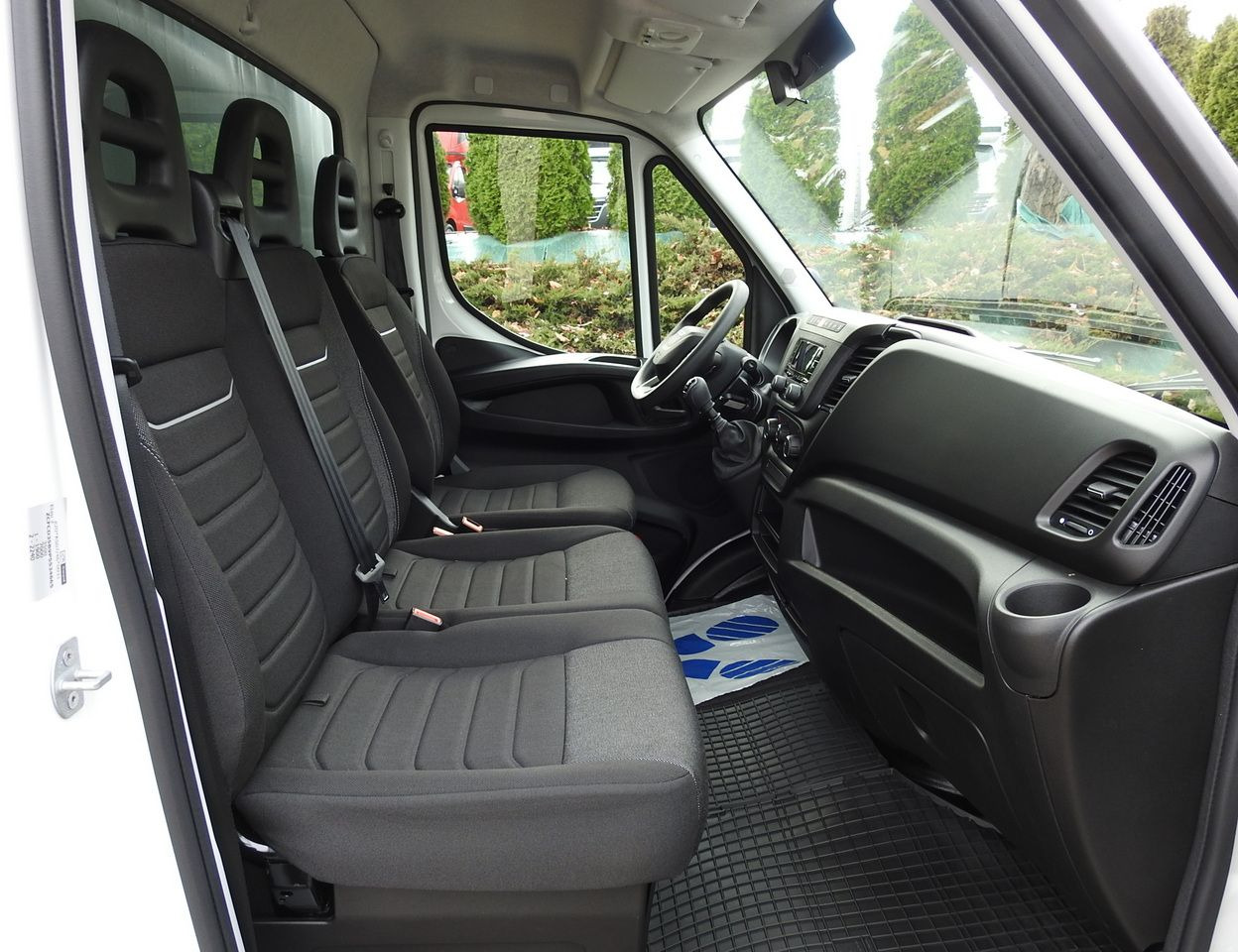 New Curtain side van IVECO DAILY 35S16 NEW TARPAULIN LIFT 8 PALLETS CRUISE CONTROL AIR CONDITIONING  160HP: picture 46
