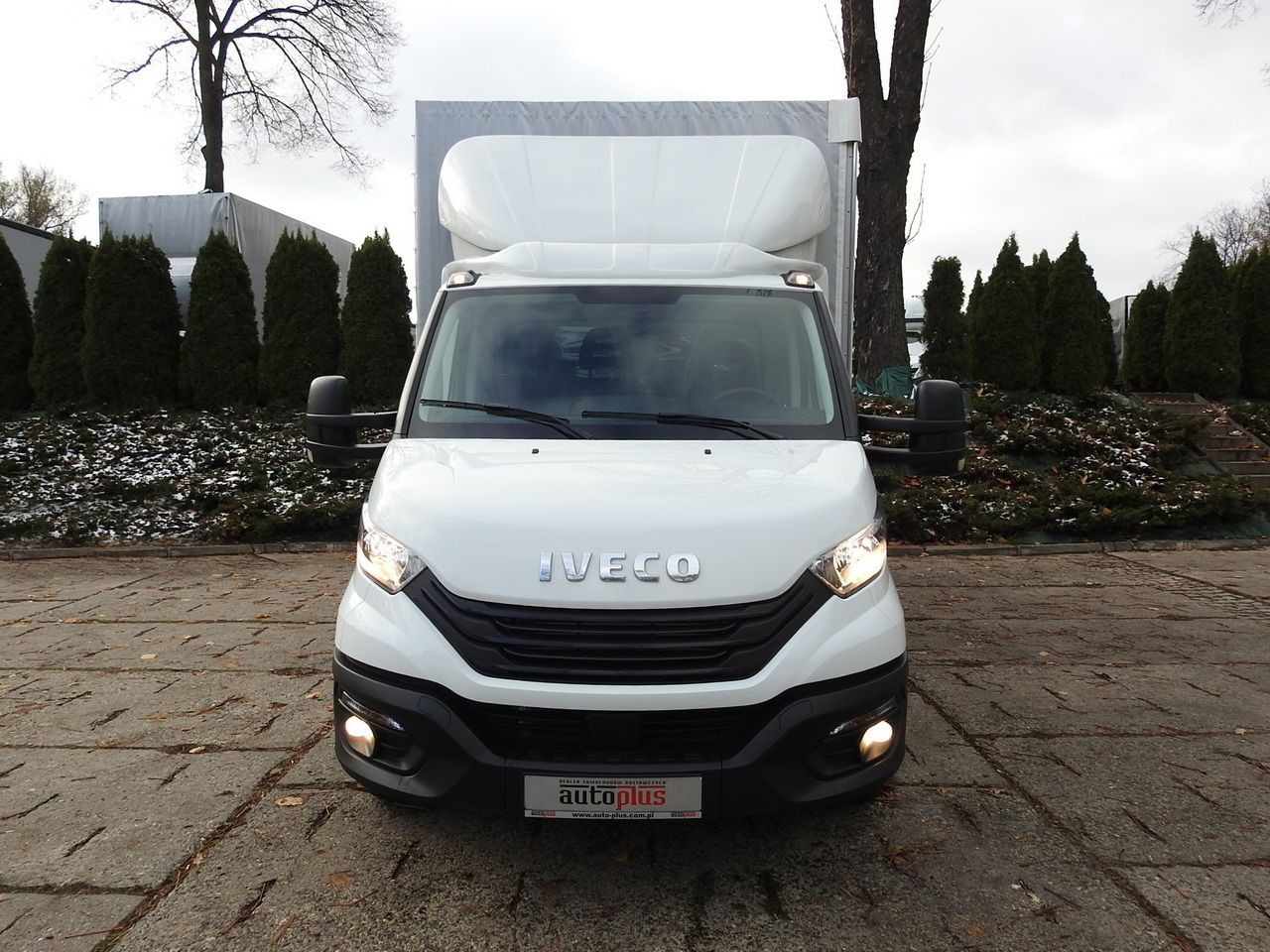 New Curtain side van IVECO DAILY 35S16 NEW TARPAULIN LIFT 8 PALLETS CRUISE CONTROL AIR CONDITIONING  160HP: picture 5