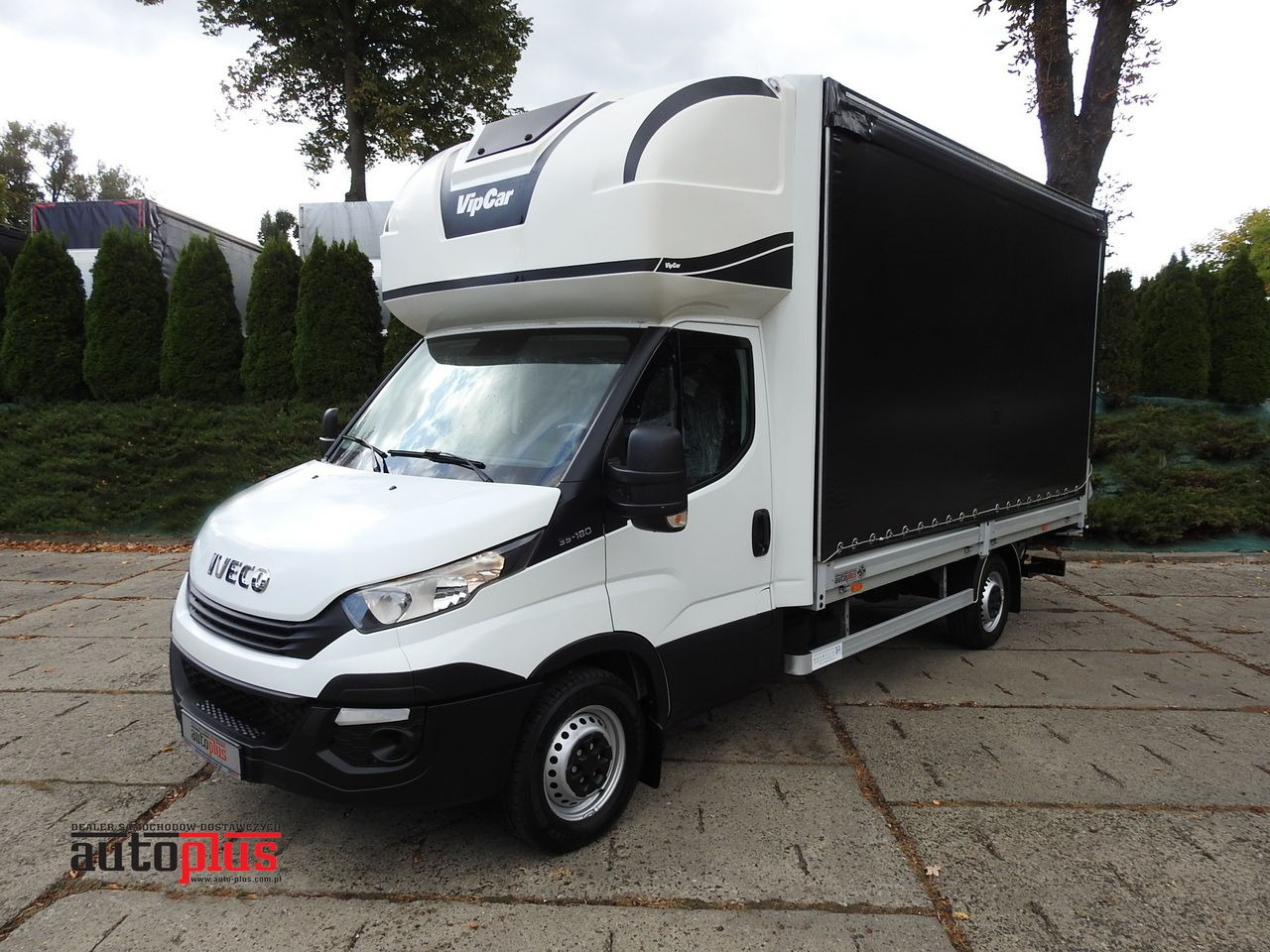 IVECO DAILY 35S18 TARPAULIN LIFT 8 PALLETS CRUISE CONTROL AIR CONDITIONING 180HP - Curtain side van: picture 1 IVECO DAILY 35S18 TARPAULIN LIFT 8 PALLETS CRUISE CONTROL AIR CONDITIONING 180HP - Curtain side van: picture 1