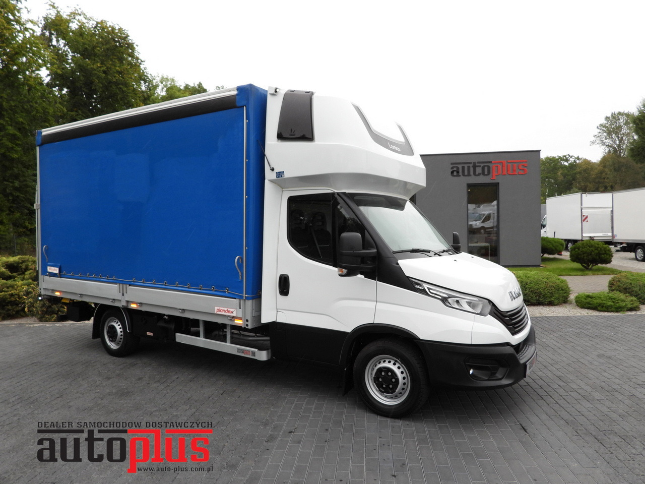 IVECO DAILY 35S18 TARPAULIN LIFT 8 PALLETS WEBASTO CRUISE CONTROL LED LIGHTS AIR CONDITIONING  180HP - Curtain side van: picture 1 IVECO DAILY 35S18 TARPAULIN LIFT 8 PALLETS WEBASTO CRUISE CONTROL LED LIGHTS AIR CONDITIONING  180HP - Curtain side van: picture 1