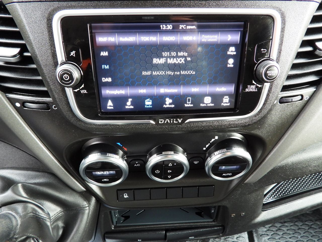 Curtain side van IVECO DAILY 35S21 TARPAULIN 10 PALLETS WEBASTO CRUISE CONTROL NAVIGATION LED LIGHTS AUTOMATIC TRANSMISSION HI-MATIC AIR CONDITIONING  210HP: picture 43