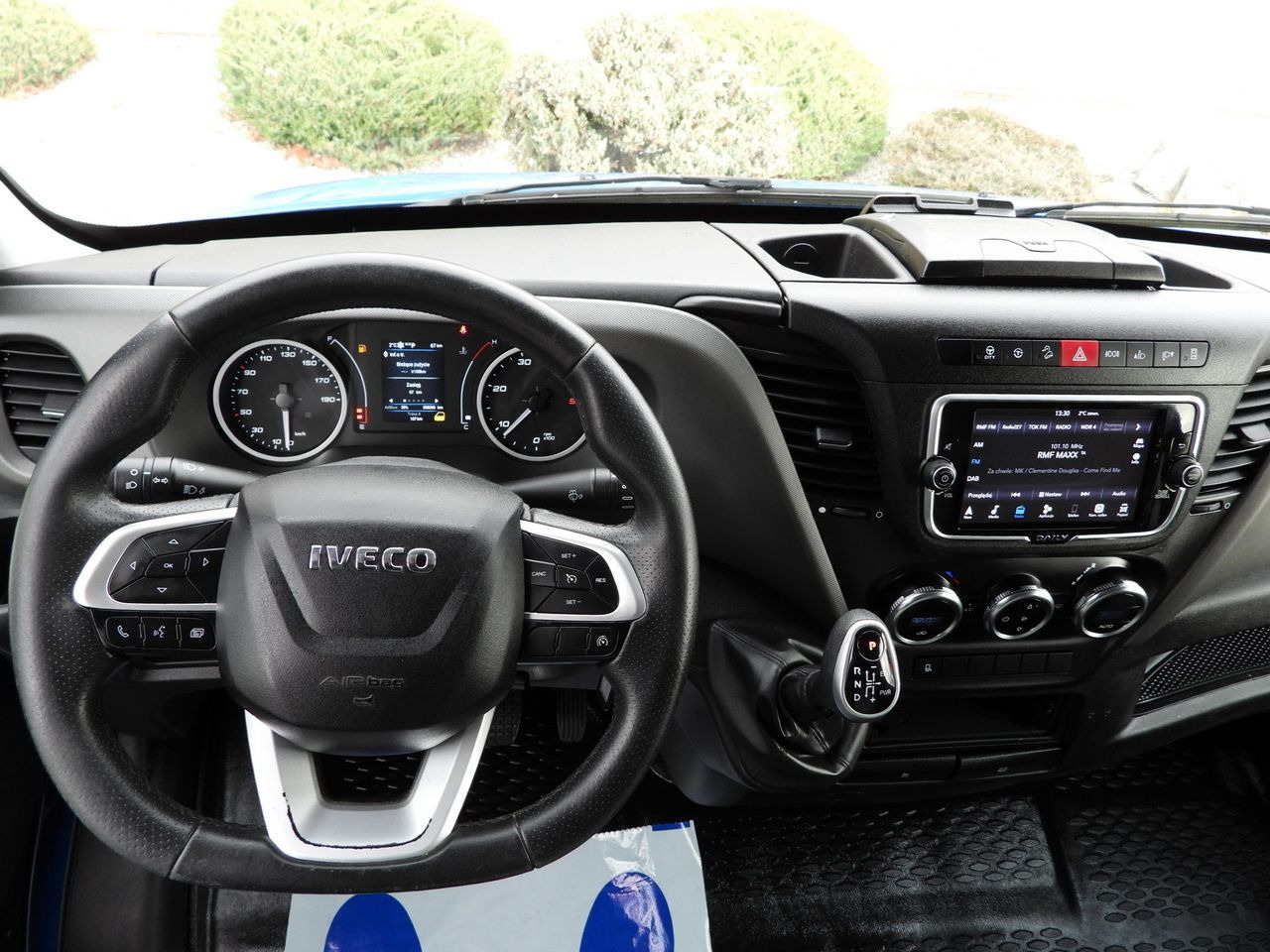 Curtain side van IVECO DAILY 35S21 TARPAULIN 10 PALLETS WEBASTO CRUISE CONTROL NAVIGATION LED LIGHTS AUTOMATIC TRANSMISSION HI-MATIC AIR CONDITIONING  210HP: picture 35