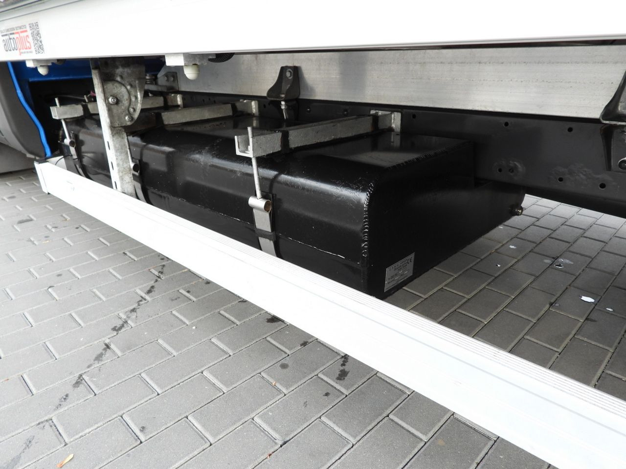 Curtain side van IVECO DAILY 35S21 TARPAULIN 10 PALLETS WEBASTO CRUISE CONTROL NAVIGATION LED LIGHTS AUTOMATIC TRANSMISSION HI-MATIC AIR CONDITIONING  210HP: picture 25