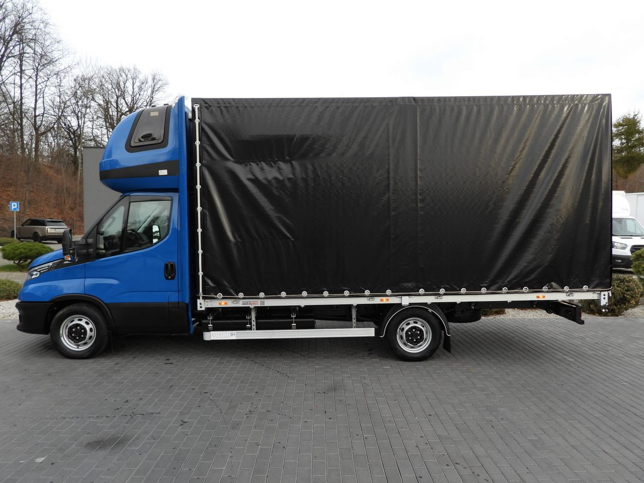 Curtain side van IVECO DAILY 35S21 TARPAULIN 10 PALLETS WEBASTO CRUISE CONTROL NAVIGATION LED LIGHTS AUTOMATIC TRANSMISSION HI-MATIC AIR CONDITIONING  210HP: picture 9