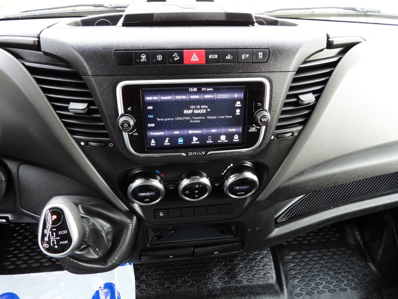 Curtain side van IVECO DAILY 35S21 TARPAULIN 10 PALLETS WEBASTO CRUISE CONTROL NAVIGATION LED LIGHTS AUTOMATIC TRANSMISSION HI-MATIC AIR CONDITIONING  210HP: picture 41