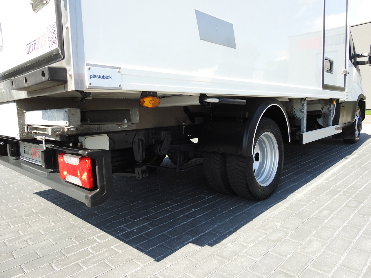 Refrigerated van IVECO DAILY 50C15  REGRIGERATOR BOX -5*C POWER SUPPLY 230V AIR CONDITIONING TWIN WHEELS  150HP: picture 18
