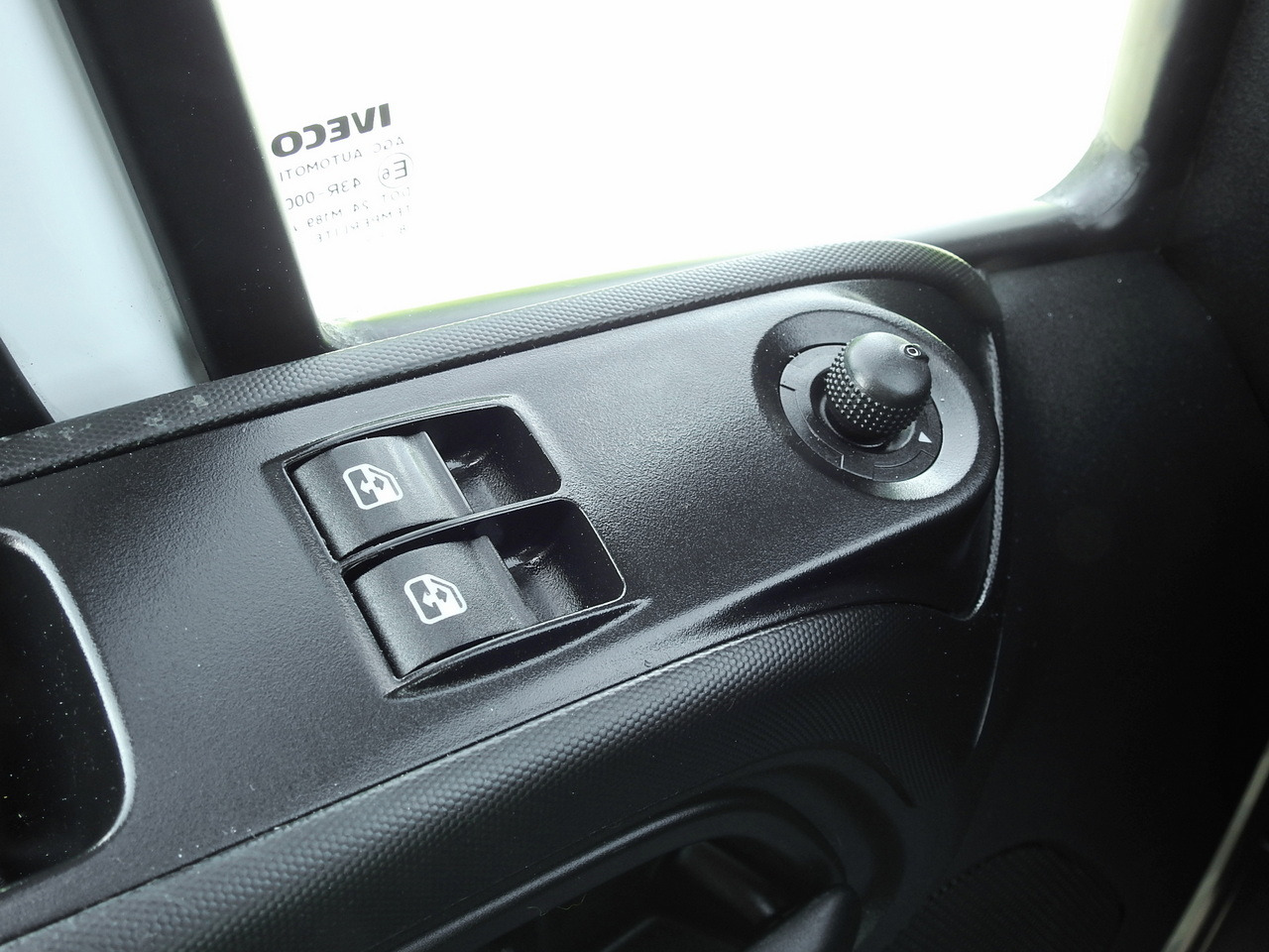 Refrigerated van IVECO DAILY 50C15  REGRIGERATOR BOX -5*C POWER SUPPLY 230V AIR CONDITIONING TWIN WHEELS  150HP: picture 29
