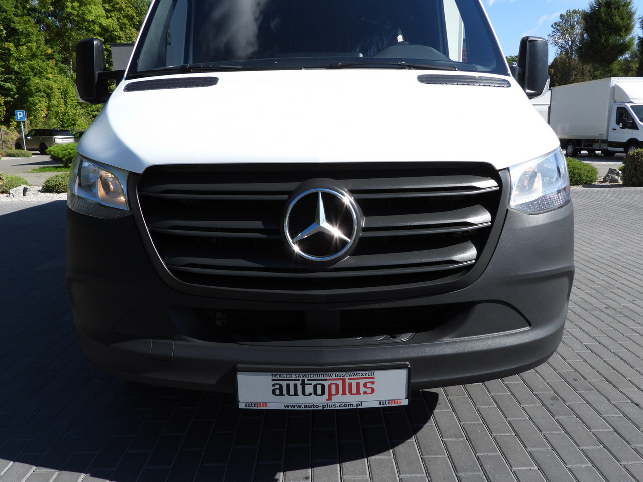 Box van MERCEDES SPRINTER 315 BOX LIFT 8 PALLETS AIR CONDITIONING  150HP: picture 13