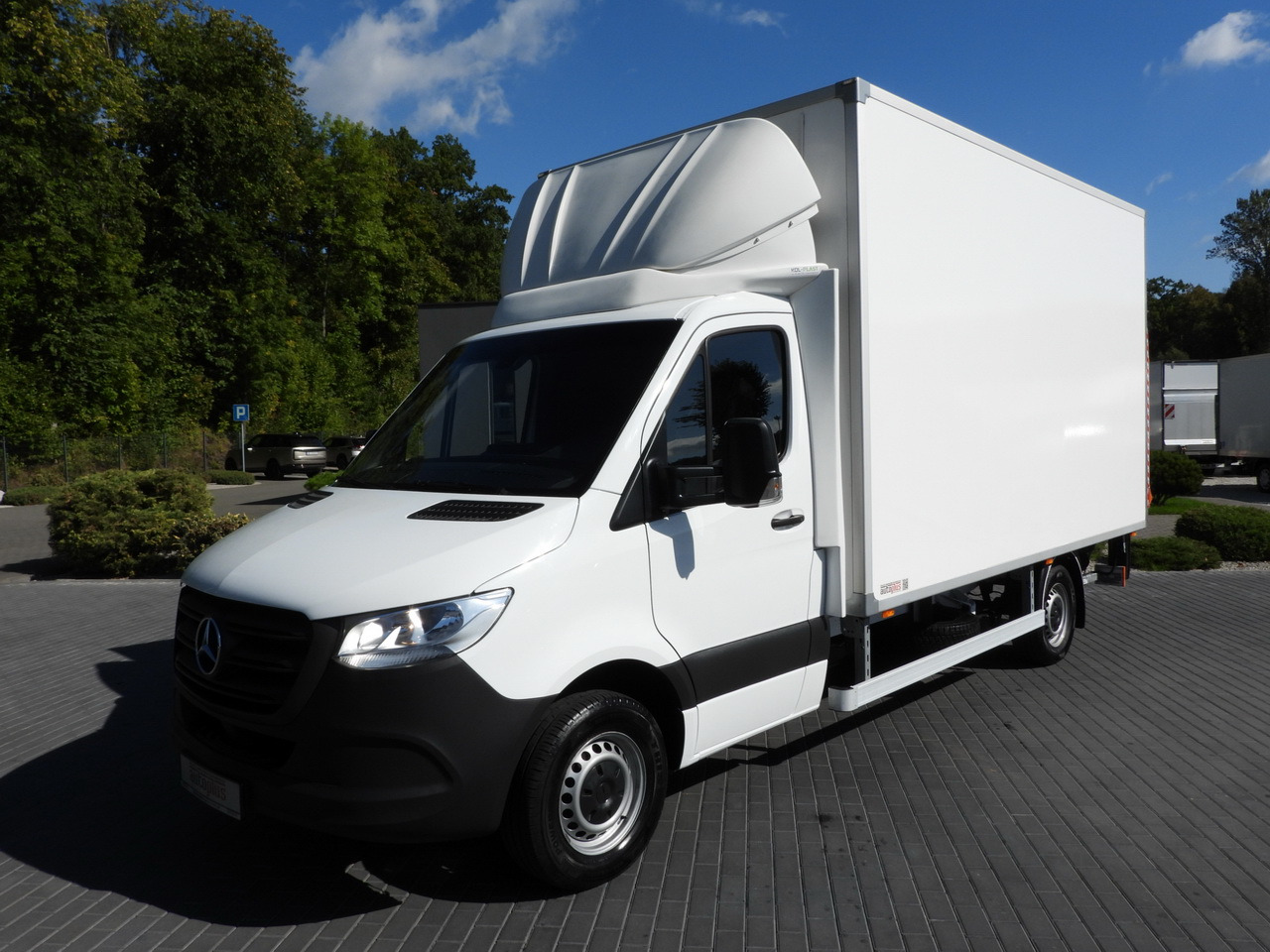 Box van MERCEDES SPRINTER 315 BOX LIFT 8 PALLETS AIR CONDITIONING  150HP: picture 17