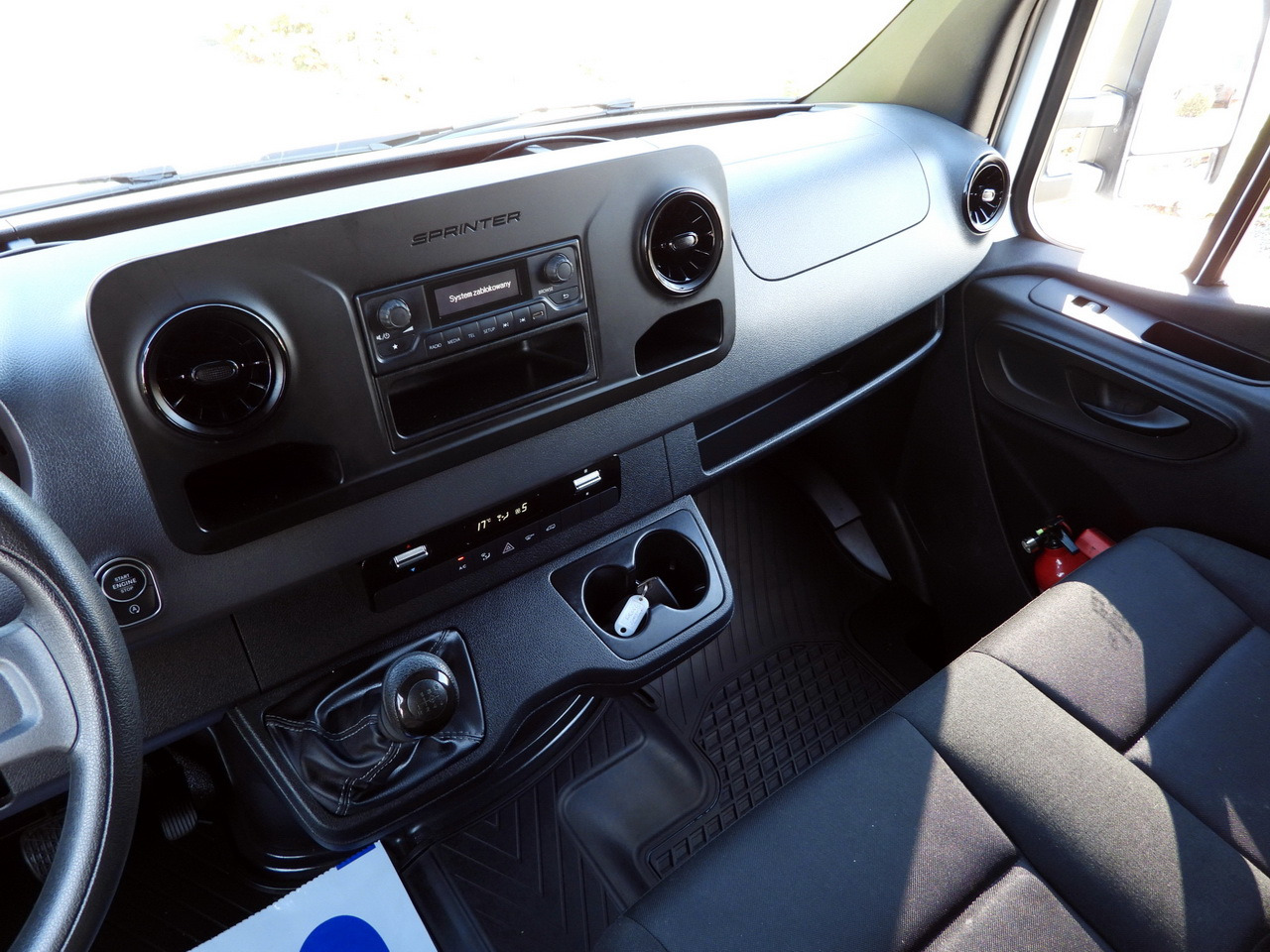 Box van MERCEDES SPRINTER 315 BOX LIFT 8 PALLETS AIR CONDITIONING  150HP: picture 27
