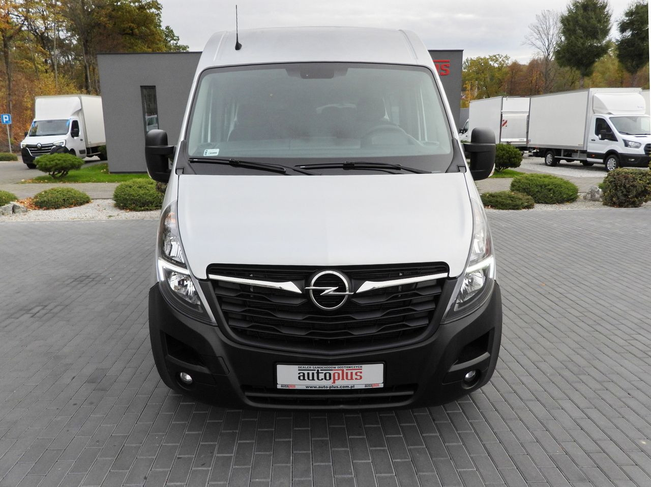 OPEL MOVANO BOX DELIVERY VAN 7 SEATS CRUISE CONTROL LED LIGHTS AIR CONDITIONING 180HP - Panel van: picture 5 OPEL MOVANO BOX DELIVERY VAN 7 SEATS CRUISE CONTROL LED LIGHTS AIR CONDITIONING 180HP - Panel van: picture 5