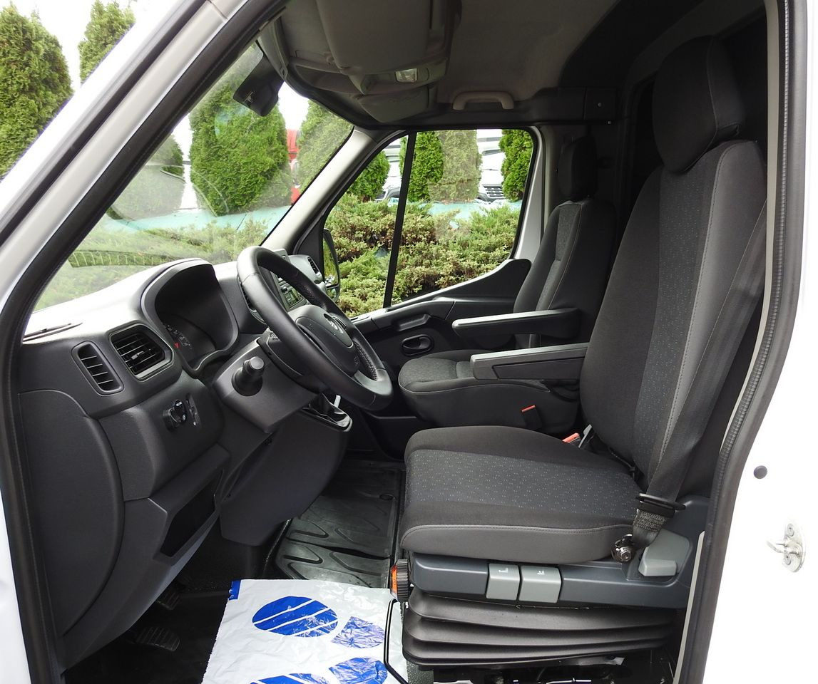 Curtain side van OPEL MOVANO: picture 31