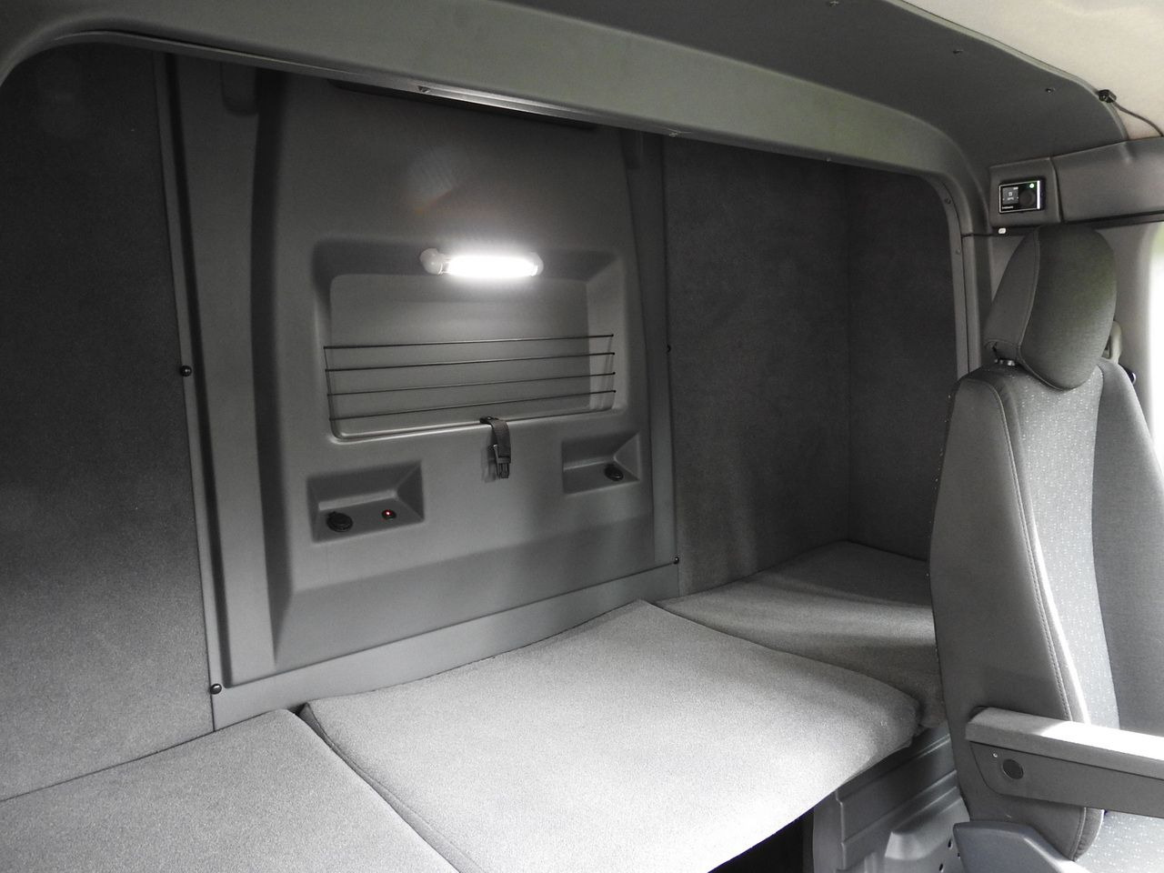 Curtain side van OPEL MOVANO: picture 47