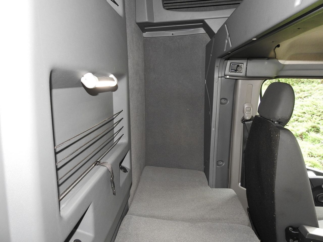 Curtain side van OPEL MOVANO: picture 48