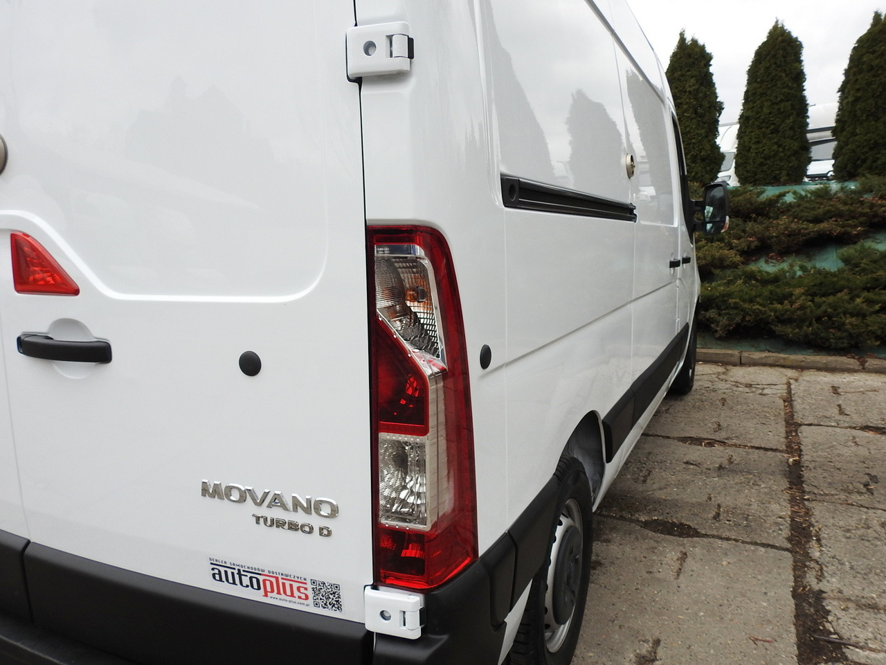 OPEL MOVANO REFRIGERATOR VAN 0*C CRUISE CONTROL NAVIGATION AIR CONDITIONING LED LIGHTS  136HP leasing OPEL MOVANO REFRIGERATOR VAN 0*C CRUISE CONTROL NAVIGATION AIR CONDITIONING LED LIGHTS  136HP: picture 19