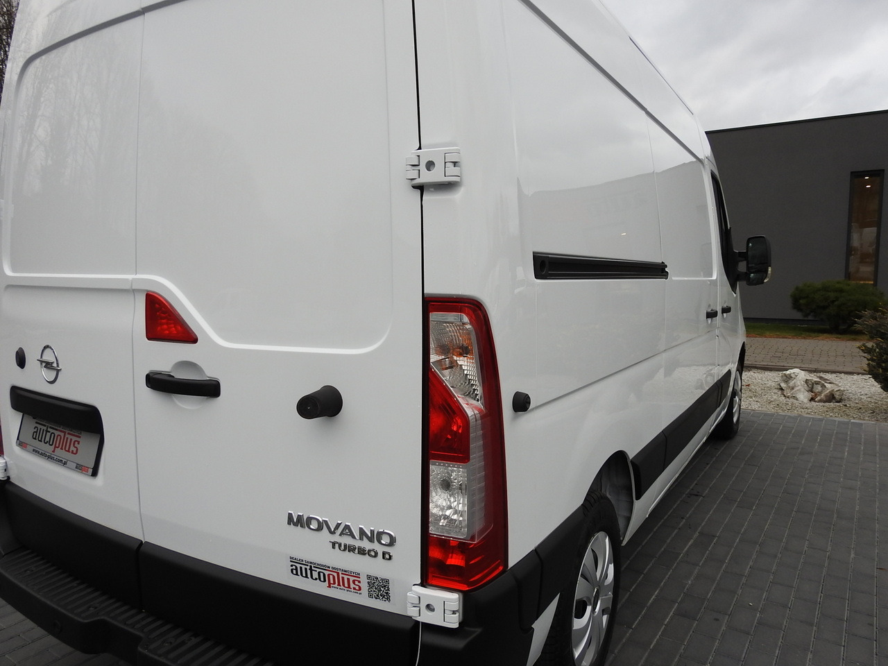 OPEL MOVANO REFRIGERATOR VAN 0*C CRUISE CONTROL NAVIGATION AIR CONDITIONING LED LIGHTS  150HP leasing OPEL MOVANO REFRIGERATOR VAN 0*C CRUISE CONTROL NAVIGATION AIR CONDITIONING LED LIGHTS  150HP: picture 17