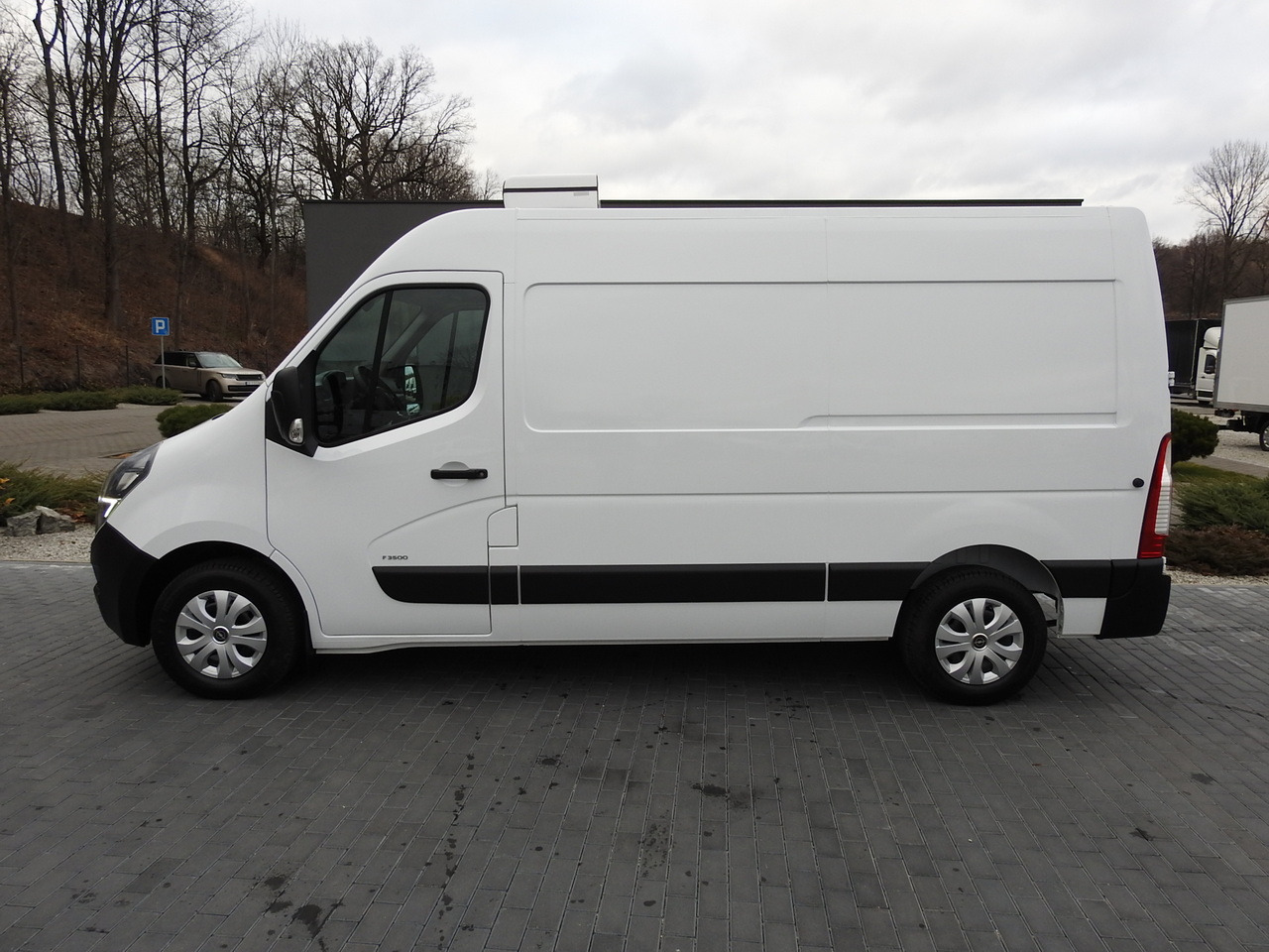 OPEL MOVANO REFRIGERATOR VAN 0*C CRUISE CONTROL NAVIGATION AIR CONDITIONING LED LIGHTS  150HP leasing OPEL MOVANO REFRIGERATOR VAN 0*C CRUISE CONTROL NAVIGATION AIR CONDITIONING LED LIGHTS  150HP: picture 9