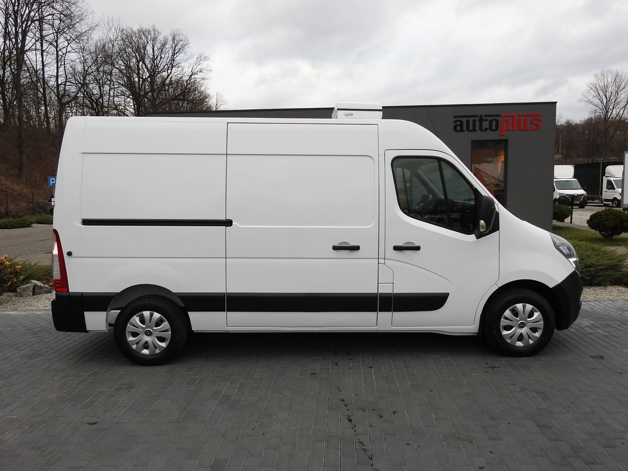 OPEL MOVANO REFRIGERATOR VAN 0*C CRUISE CONTROL NAVIGATION AIR CONDITIONING LED LIGHTS  150HP leasing OPEL MOVANO REFRIGERATOR VAN 0*C CRUISE CONTROL NAVIGATION AIR CONDITIONING LED LIGHTS  150HP: picture 7