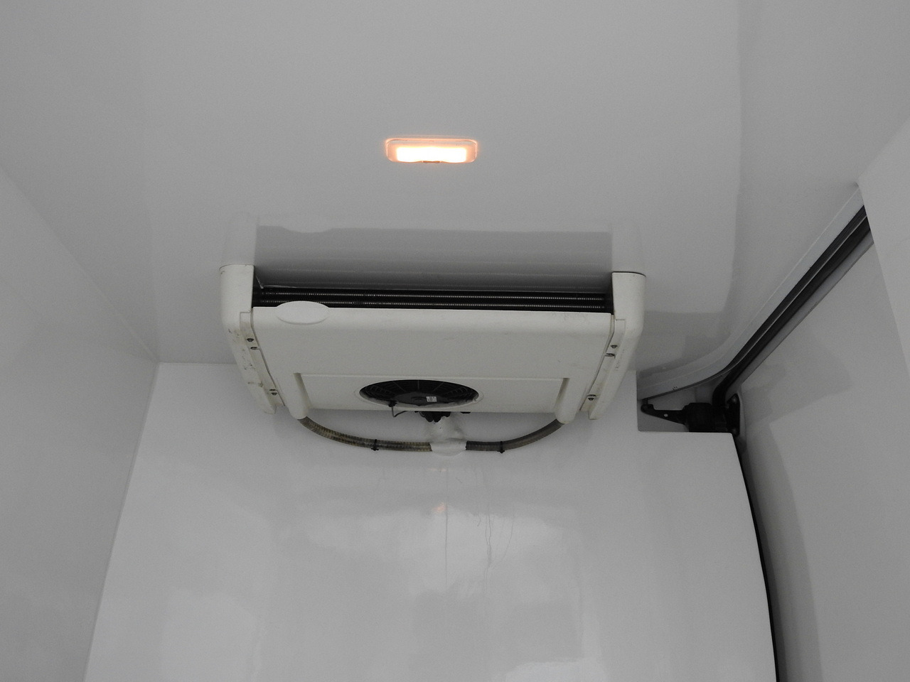 OPEL MOVANO REFRIGERATOR VAN 0*C CRUISE CONTROL NAVIGATION AIR CONDITIONING LED LIGHTS  150HP leasing OPEL MOVANO REFRIGERATOR VAN 0*C CRUISE CONTROL NAVIGATION AIR CONDITIONING LED LIGHTS  150HP: picture 22