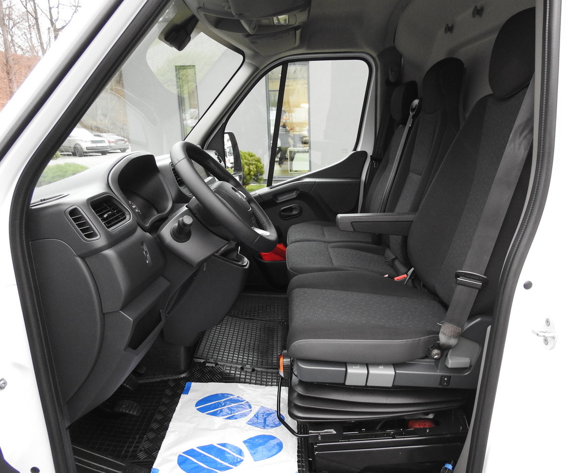 OPEL MOVANO REFRIGERATOR VAN 0*C CRUISE CONTROL NAVIGATION AIR CONDITIONING LED LIGHTS  150HP leasing OPEL MOVANO REFRIGERATOR VAN 0*C CRUISE CONTROL NAVIGATION AIR CONDITIONING LED LIGHTS  150HP: picture 27