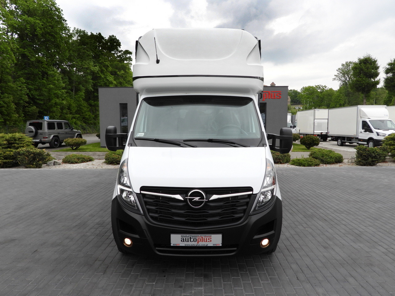 OPEL MOVANO TARPAULIN 10 PALLETS CRUISE CONTROL NAVIGATION LED LIGHTS PNEUMATICS AIR CONDITIONING 165HP - Curtain side van: picture 5 OPEL MOVANO TARPAULIN 10 PALLETS CRUISE CONTROL NAVIGATION LED LIGHTS PNEUMATICS AIR CONDITIONING 165HP - Curtain side van: picture 5