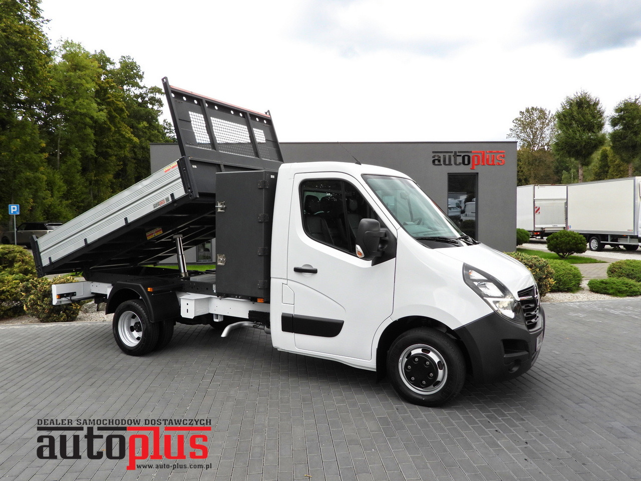 OPEL MOVANO TIPPER NAVIGATION LED LIGHTS TWIN WHEELS AIR CONDITIONING  145HP - Tipper van: picture 1 OPEL MOVANO TIPPER NAVIGATION LED LIGHTS TWIN WHEELS AIR CONDITIONING  145HP - Tipper van: picture 1