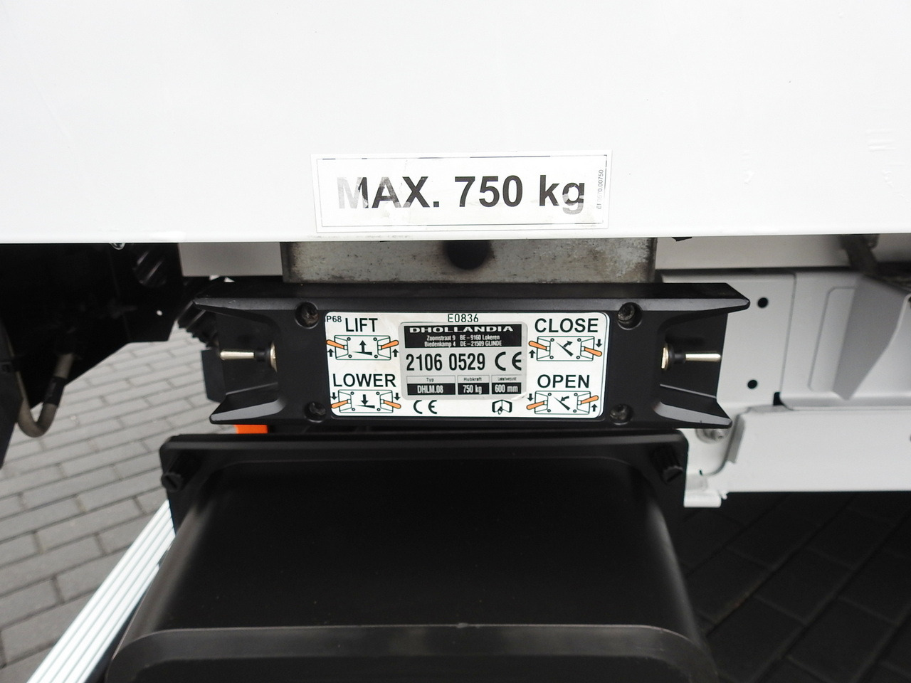 Box van PEUGEOT BOXER BOX LIFT 8 PALLETS CRUISE CONTROL AIR CONDITIONING  140HP: picture 20