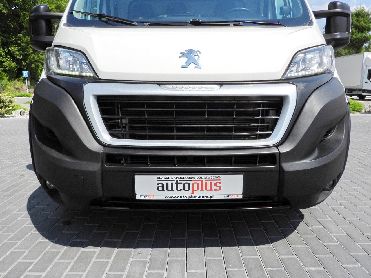 PEUGEOT BOXER REGRIGERATOR BOX 0*C 8 PALLETS CRUISE CONTROL LED LIGHTS AIR CONDITIONING  165HP leasing PEUGEOT BOXER REGRIGERATOR BOX 0*C 8 PALLETS CRUISE CONTROL LED LIGHTS AIR CONDITIONING  165HP: picture 15