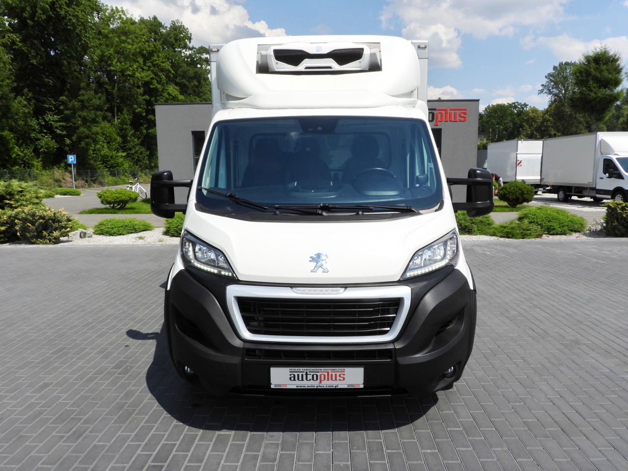 PEUGEOT BOXER REGRIGERATOR BOX 0*C 8 PALLETS CRUISE CONTROL LED LIGHTS AIR CONDITIONING  165HP leasing PEUGEOT BOXER REGRIGERATOR BOX 0*C 8 PALLETS CRUISE CONTROL LED LIGHTS AIR CONDITIONING  165HP: picture 5