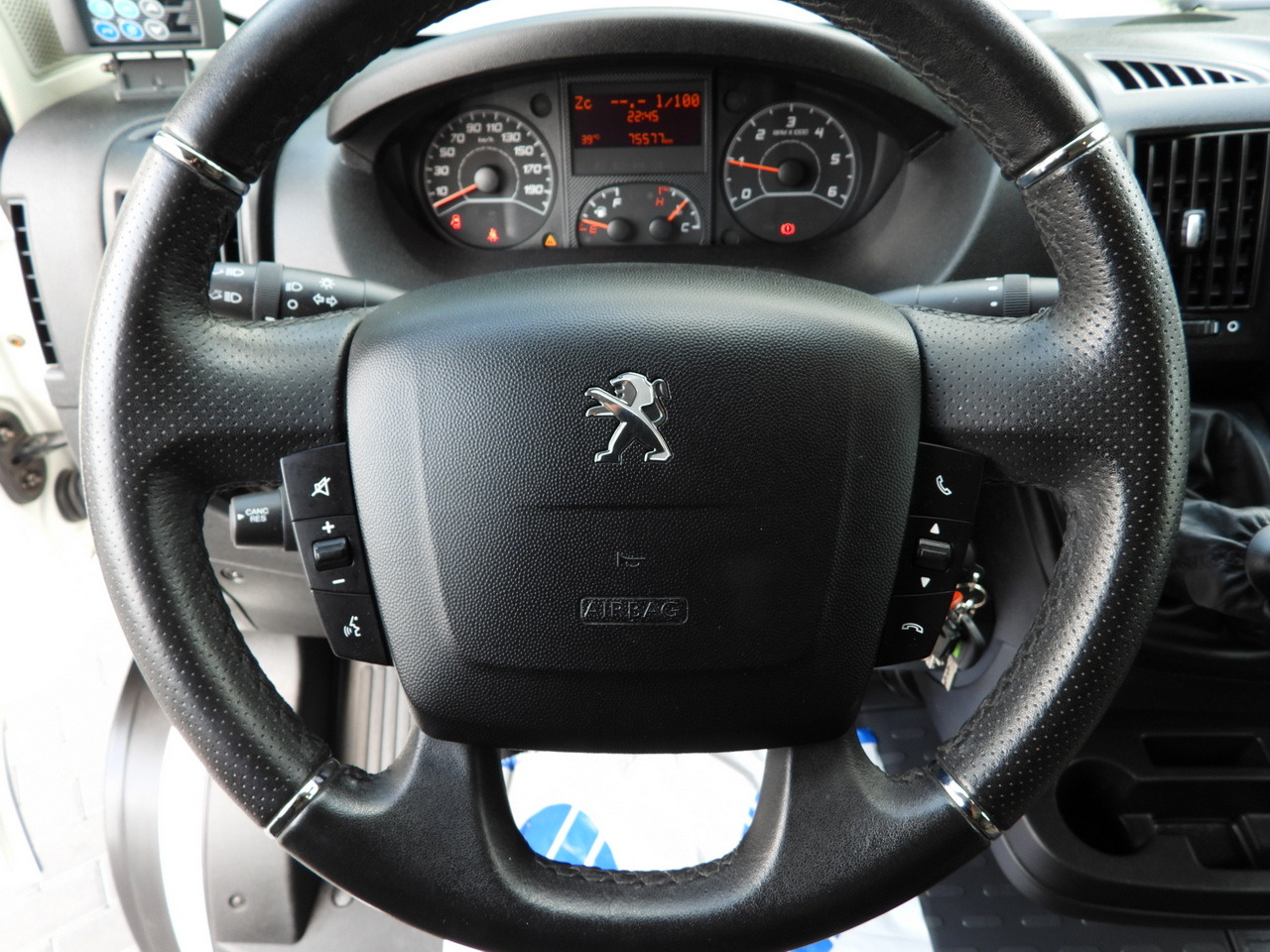 PEUGEOT BOXER REGRIGERATOR BOX 0*C 8 PALLETS CRUISE CONTROL LED LIGHTS AIR CONDITIONING  165HP leasing PEUGEOT BOXER REGRIGERATOR BOX 0*C 8 PALLETS CRUISE CONTROL LED LIGHTS AIR CONDITIONING  165HP: picture 34