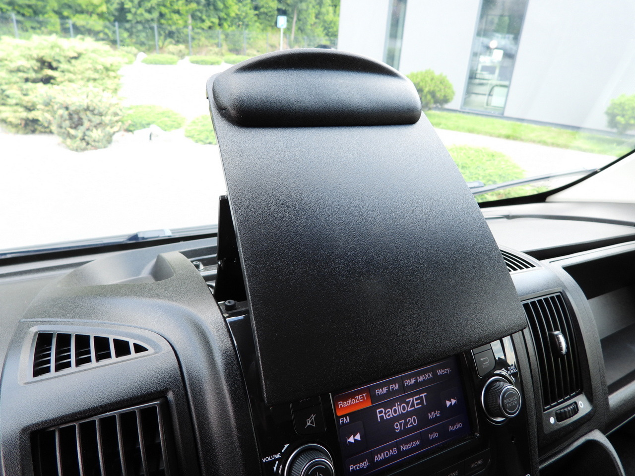 PEUGEOT BOXER REGRIGERATOR BOX 0*C 8 PALLETS CRUISE CONTROL LED LIGHTS AIR CONDITIONING  165HP leasing PEUGEOT BOXER REGRIGERATOR BOX 0*C 8 PALLETS CRUISE CONTROL LED LIGHTS AIR CONDITIONING  165HP: picture 44